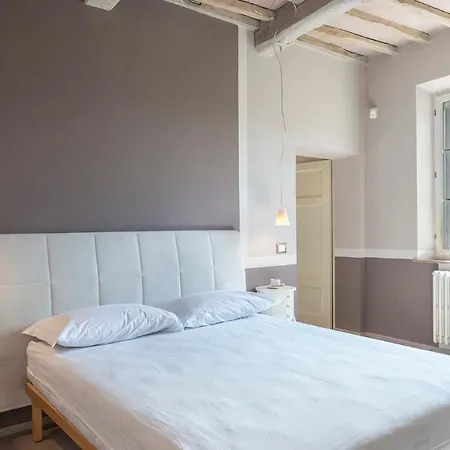 Villa Finestra Su 16, Emma